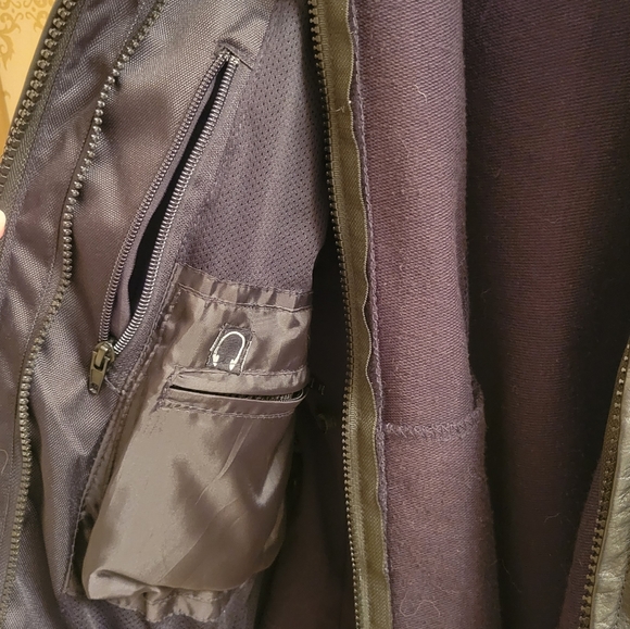 XS Leather motorcycle jacket - Picture 4 of 7